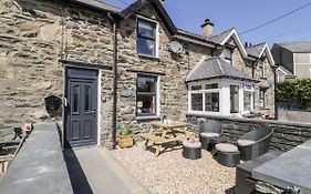 Bwthyn Ger Afon Riverplace Cottage