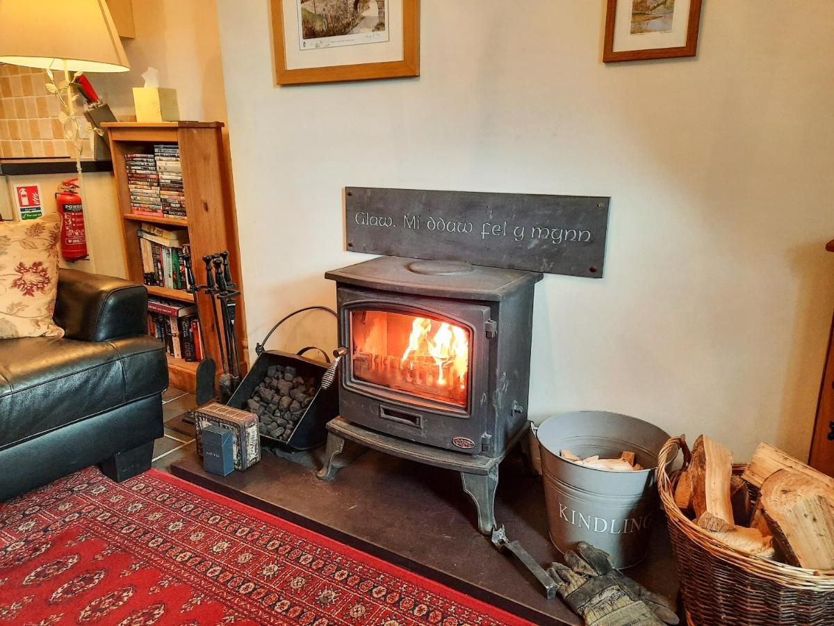 Bwthyn Ger Afon Riverplace Cottage Blaenau Ffestiniog Exterior photo