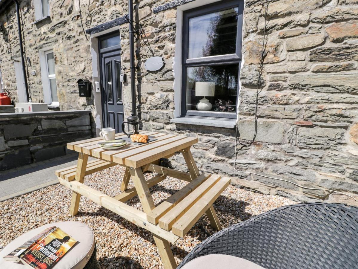 Bwthyn Ger Afon Riverplace Cottage Blaenau Ffestiniog Exterior photo